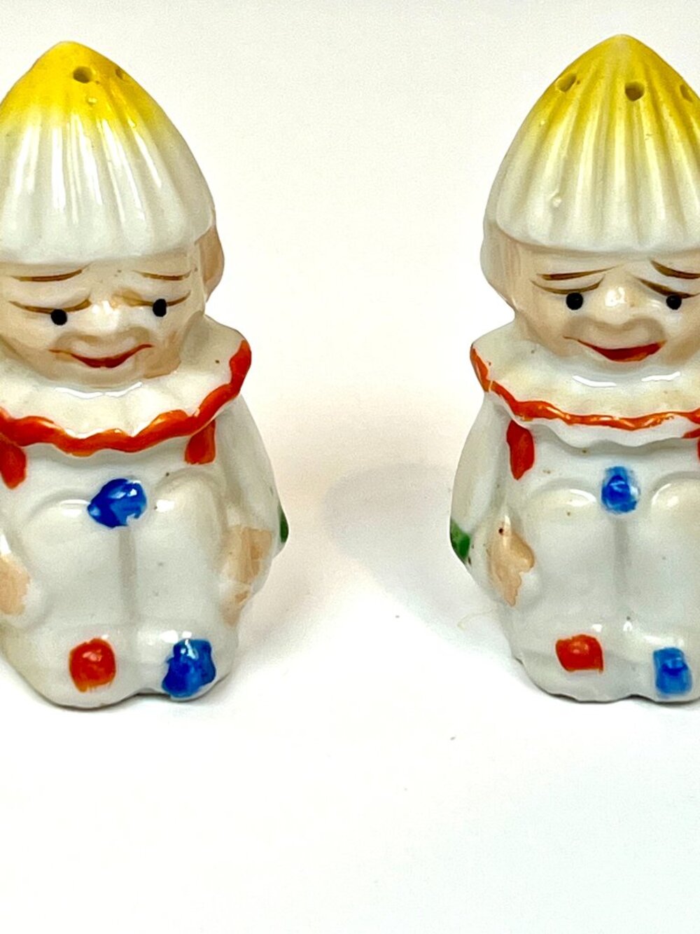 Vtg Mid Century Porcelain Pierrot Clown Salt Pepper Shakers 3" Japan Kitsch Set